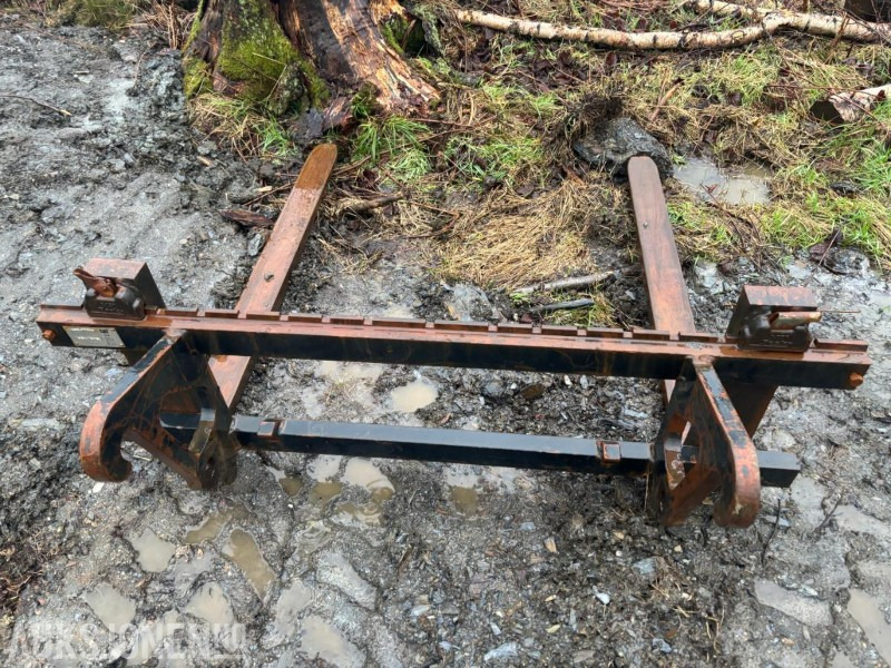 Wiellader 2010 CAT 906H HJULLASTER. 1596TIMER. SKUFFE. TELLEFSDAL VPL PLOG. HOLMS FEIEKOST. CAT PALLEGAFFLER: afbeelding 44 Wiellader 2010 CAT 906H HJULLASTER. 1596TIMER. SKUFFE. TELLEFSDAL VPL PLOG. HOLMS FEIEKOST. CAT PALLEGAFFLER: afbeelding 44