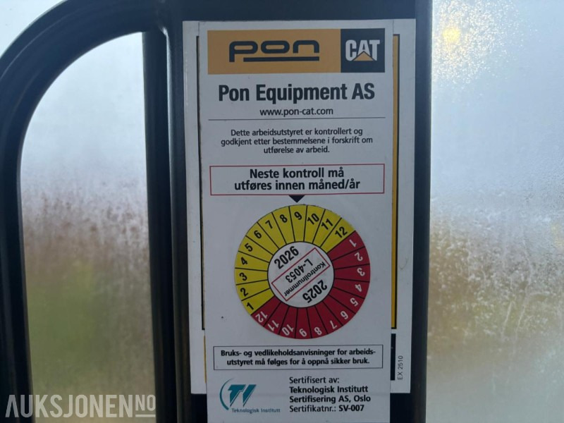 Wiellader 2010 CAT 906H HJULLASTER. 1596TIMER. SKUFFE. TELLEFSDAL VPL PLOG. HOLMS FEIEKOST. CAT PALLEGAFFLER: afbeelding 18 Wiellader 2010 CAT 906H HJULLASTER. 1596TIMER. SKUFFE. TELLEFSDAL VPL PLOG. HOLMS FEIEKOST. CAT PALLEGAFFLER: afbeelding 18
