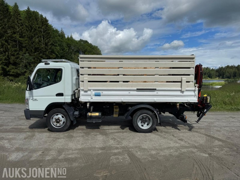 2010 Fuso FUSO 7C15 Bakmontert kran Treveis tipp Høye lemmer - Kipper vrachtwagen: afbeelding 1 2010 Fuso FUSO 7C15 Bakmontert kran Treveis tipp Høye lemmer - Kipper vrachtwagen: afbeelding 1