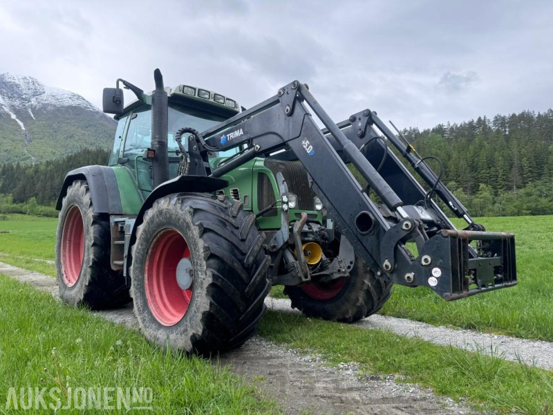 2011 Fendt 718 Vario - Frontlaster - Front hydraulikk - PTO foran - 50 km/t - Tractor: afbeelding 3 2011 Fendt 718 Vario - Frontlaster - Front hydraulikk - PTO foran - 50 km/t - Tractor: afbeelding 3
