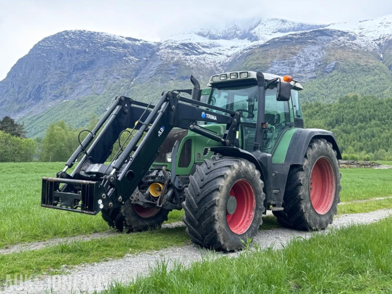 2011 Fendt 718 Vario - Frontlaster - Front hydraulikk - PTO foran - 50 km/t - Tractor: afbeelding 1 2011 Fendt 718 Vario - Frontlaster - Front hydraulikk - PTO foran - 50 km/t - Tractor: afbeelding 1