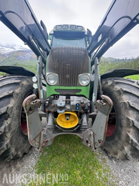 Tractor 2011 Fendt 718 Vario - Frontlaster - Front hydraulikk - PTO foran - 50 km/t: afbeelding 19