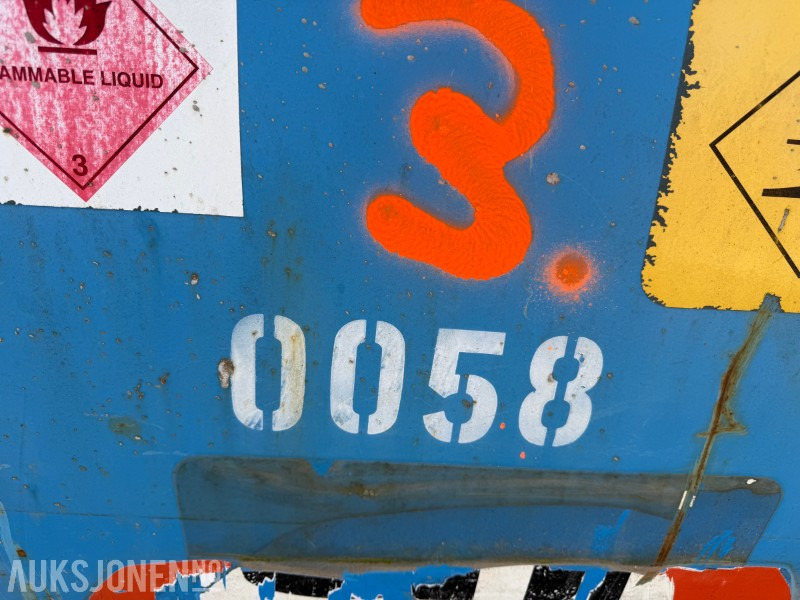 2011 Fuel Proof 1000L dieseltank med pumpeanlegg - Bouwmaterieel: afbeelding 5 2011 Fuel Proof 1000L dieseltank med pumpeanlegg - Bouwmaterieel: afbeelding 5