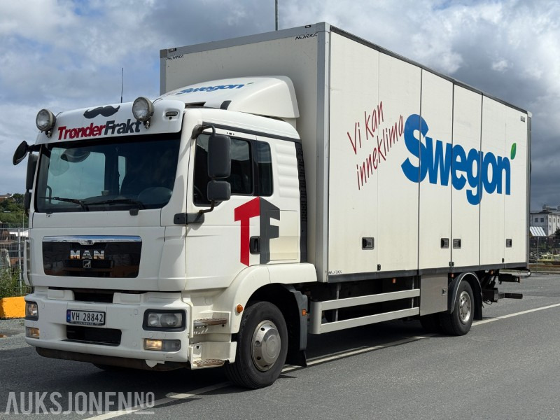 2011 MAN TGM 15.290 4X2 skapbil - Full sideåpning - Zepro bakløft - Bakwagen: afbeelding 1 2011 MAN TGM 15.290 4X2 skapbil - Full sideåpning - Zepro bakløft - Bakwagen: afbeelding 1