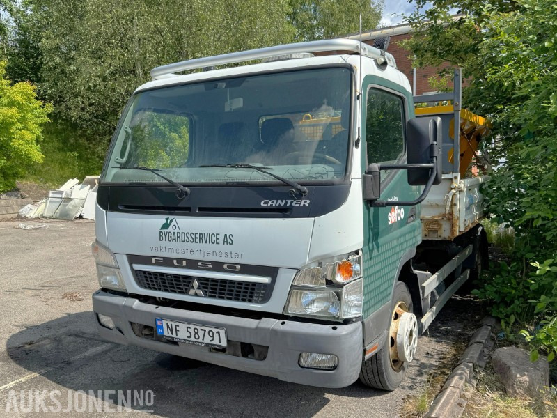 2011 Mitsubishi Canter planbil m/spreder | Meyer MDV | takbøyle | Isri - Vrachtwagen met open laadbak: afbeelding 3 2011 Mitsubishi Canter planbil m/spreder | Meyer MDV | takbøyle | Isri - Vrachtwagen met open laadbak: afbeelding 3