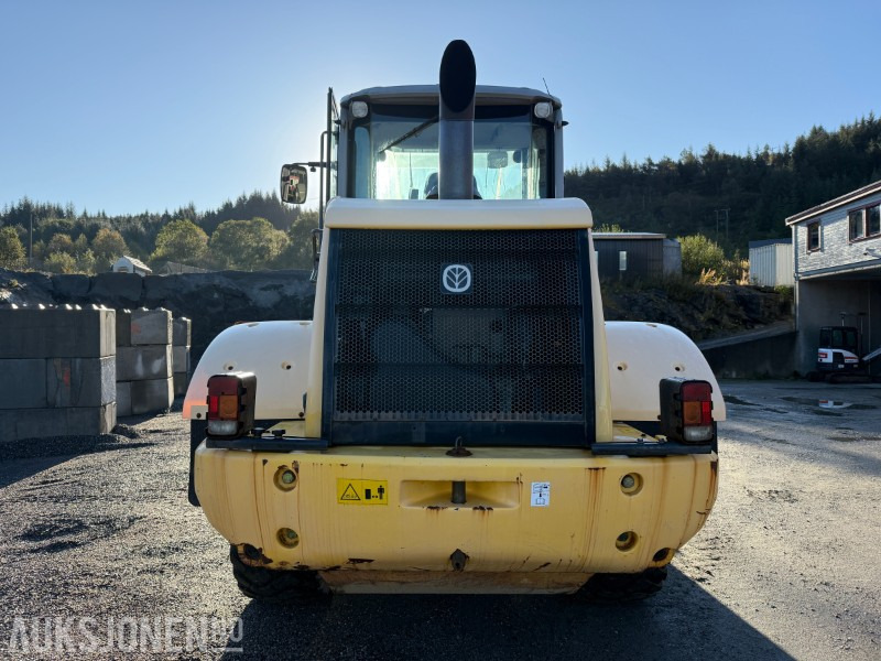 2011 New Holland W130B hjullaster – kun 3 580 timer - Wiellader: afbeelding 5 2011 New Holland W130B hjullaster – kun 3 580 timer - Wiellader: afbeelding 5