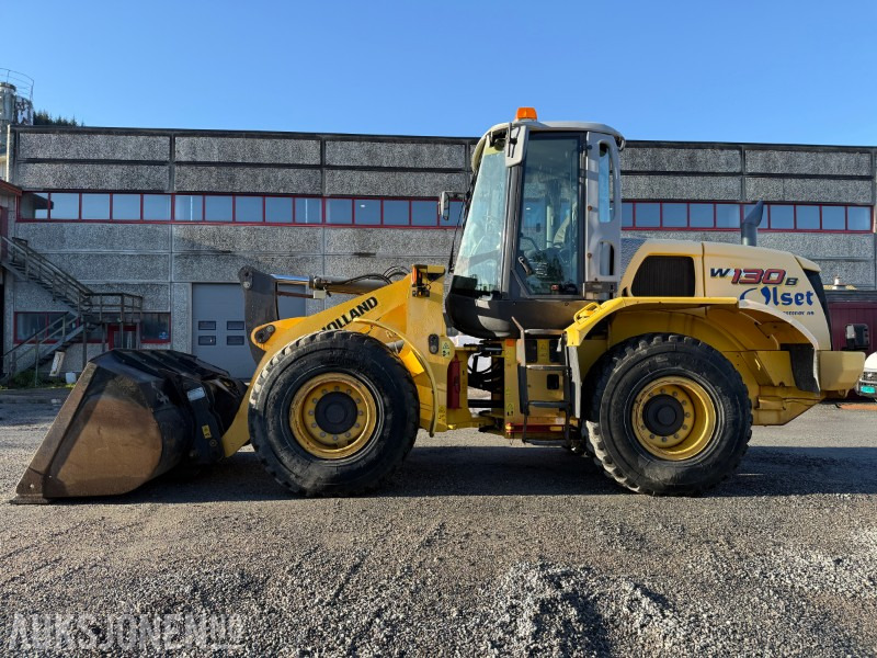 2011 New Holland W130B hjullaster – kun 3 580 timer - Wiellader: afbeelding 2 2011 New Holland W130B hjullaster – kun 3 580 timer - Wiellader: afbeelding 2