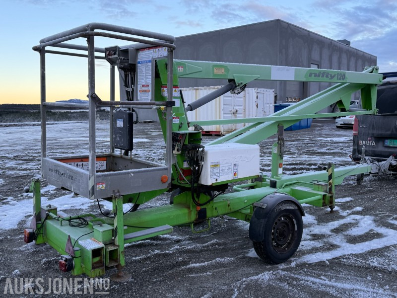 2011 Niftylift 120 ME - Tilhengermontert Elektrisk Bomlift - 12 meters arbeidshøyde - Sertifiseret til oktober 2026 - Hoogwerker: afbeelding 3 2011 Niftylift 120 ME - Tilhengermontert Elektrisk Bomlift - 12 meters arbeidshøyde - Sertifiseret til oktober 2026 - Hoogwerker: afbeelding 3