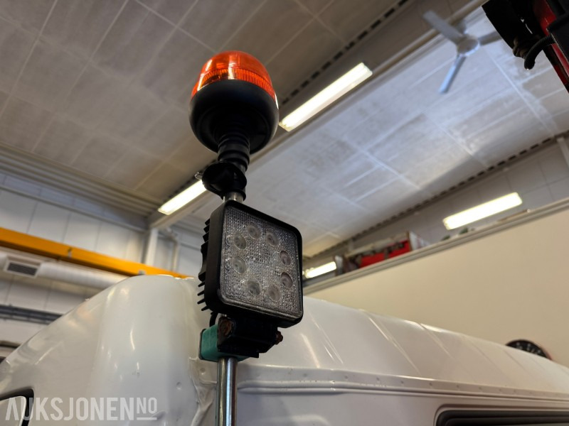 Kraanwagen 2012 Fuso Canter kranbil med plan: afbeelding 39 Kraanwagen 2012 Fuso Canter kranbil med plan: afbeelding 39