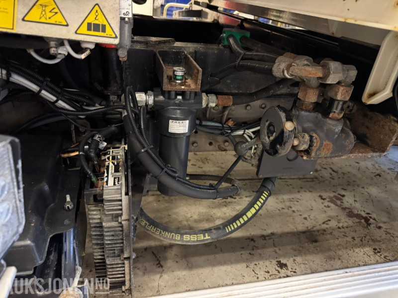 Kraanwagen 2012 Fuso Canter kranbil med plan: afbeelding 35 Kraanwagen 2012 Fuso Canter kranbil med plan: afbeelding 35