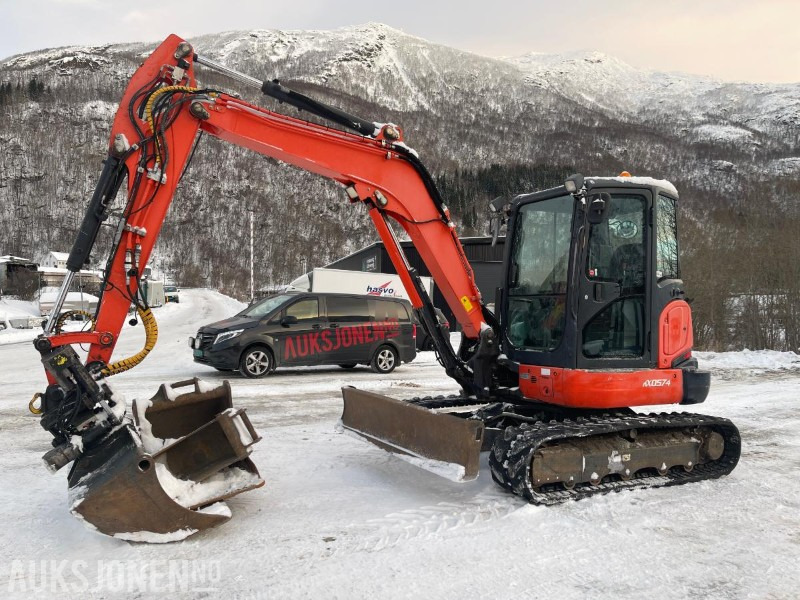 2012 Kubota KX057-4 Gravemaskin med tiltrotator, tre skuffer, kun 4408 timer - Minigraafmachine: afbeelding 1 2012 Kubota KX057-4 Gravemaskin med tiltrotator, tre skuffer, kun 4408 timer - Minigraafmachine: afbeelding 1