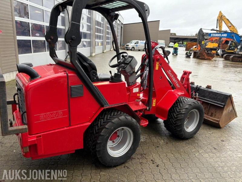 2012 Schäffer SCHAFFER 3046 kompakt laster med skuff og palle gaffel - Schranklader: afbeelding 4 2012 Schäffer SCHAFFER 3046 kompakt laster med skuff og palle gaffel - Schranklader: afbeelding 4