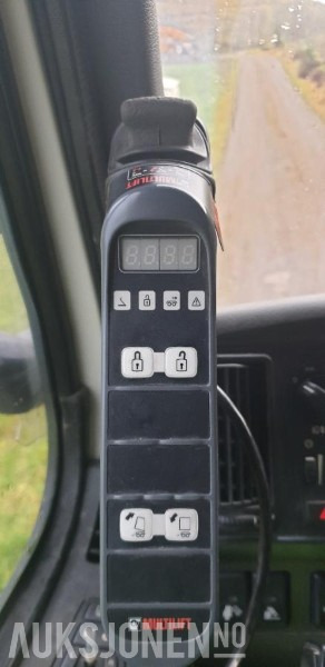 Haakarmsysteem vrachtwagen 2012 Volvo FH12 krokbil med Hiab krok og brøyteplate – 521 hk – EU-godkjent til 09/2026: afbeelding 21 Haakarmsysteem vrachtwagen 2012 Volvo FH12 krokbil med Hiab krok og brøyteplate – 521 hk – EU-godkjent til 09/2026: afbeelding 21