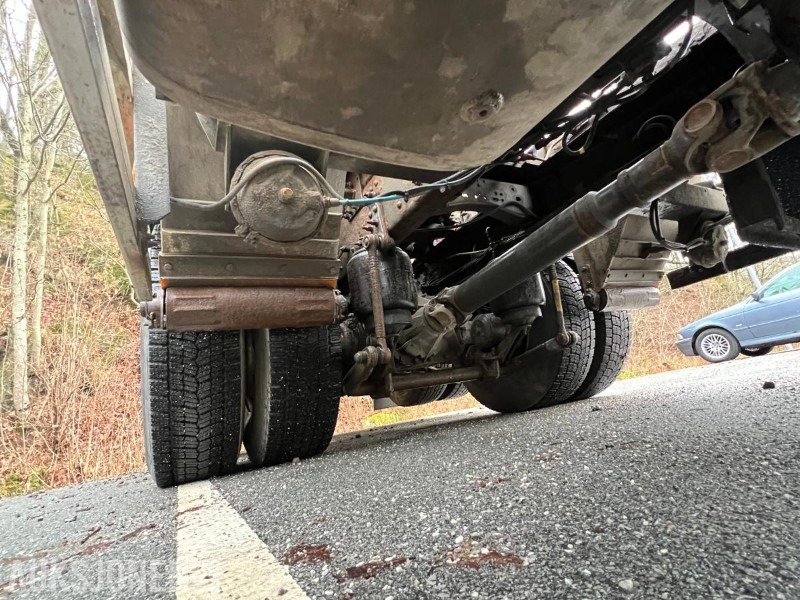 Haakarmsysteem vrachtwagen 2012 Volvo FH12 krokbil med Hiab krok og brøyteplate – 521 hk – EU-godkjent til 09/2026: afbeelding 40 Haakarmsysteem vrachtwagen 2012 Volvo FH12 krokbil med Hiab krok og brøyteplate – 521 hk – EU-godkjent til 09/2026: afbeelding 40