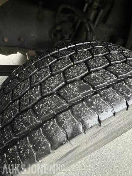 Haakarmsysteem vrachtwagen 2012 Volvo FH12 krokbil med Hiab krok og brøyteplate – 521 hk – EU-godkjent til 09/2026: afbeelding 45 Haakarmsysteem vrachtwagen 2012 Volvo FH12 krokbil med Hiab krok og brøyteplate – 521 hk – EU-godkjent til 09/2026: afbeelding 45