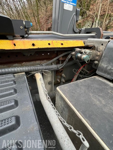 Haakarmsysteem vrachtwagen 2012 Volvo FH12 krokbil med Hiab krok og brøyteplate – 521 hk – EU-godkjent til 09/2026: afbeelding 6 Haakarmsysteem vrachtwagen 2012 Volvo FH12 krokbil med Hiab krok og brøyteplate – 521 hk – EU-godkjent til 09/2026: afbeelding 6