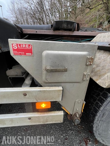 Haakarmsysteem vrachtwagen 2012 Volvo FH12 krokbil med Hiab krok og brøyteplate – 521 hk – EU-godkjent til 09/2026: afbeelding 9 Haakarmsysteem vrachtwagen 2012 Volvo FH12 krokbil med Hiab krok og brøyteplate – 521 hk – EU-godkjent til 09/2026: afbeelding 9