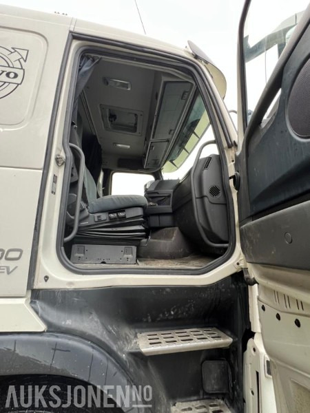 Haakarmsysteem vrachtwagen 2012 Volvo FH12 krokbil med Hiab krok og brøyteplate – 521 hk – EU-godkjent til 09/2026: afbeelding 47 Haakarmsysteem vrachtwagen 2012 Volvo FH12 krokbil med Hiab krok og brøyteplate – 521 hk – EU-godkjent til 09/2026: afbeelding 47