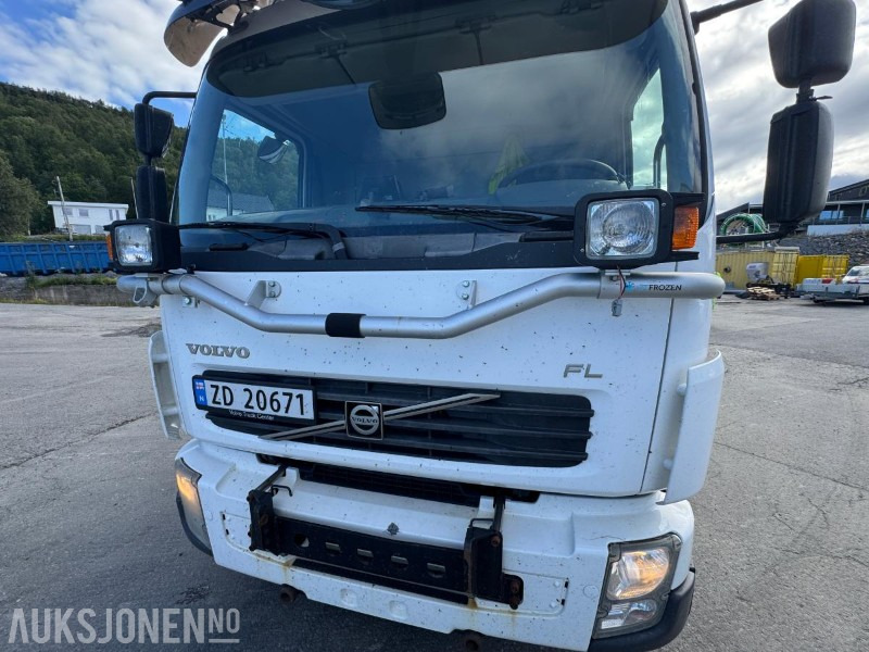 2013 Volvo FL-260 Kranbil - Palfinger - 3 Veis tipp - 277061KM - Kraanwagen: afbeelding 2 2013 Volvo FL-260 Kranbil - Palfinger - 3 Veis tipp - 277061KM - Kraanwagen: afbeelding 2
