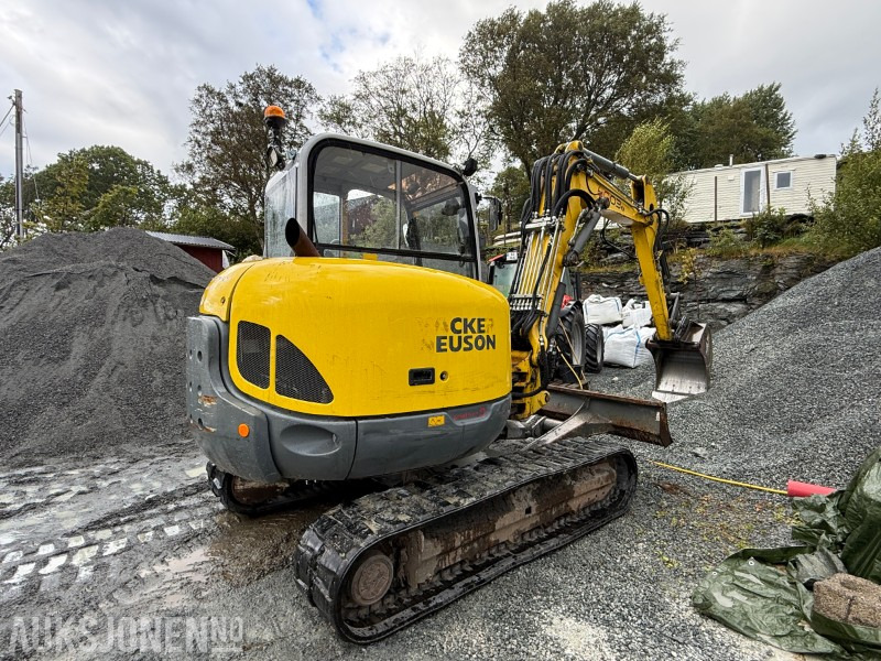 2013 Wacker Neuson 6003 - Gravemaskin - VA-bom - Gummibelter - tiltrotator - skjær - pusseskuff - 3535 timer - Graafmachine: afbeelding 5 2013 Wacker Neuson 6003 - Gravemaskin - VA-bom - Gummibelter - tiltrotator - skjær - pusseskuff - 3535 timer - Graafmachine: afbeelding 5