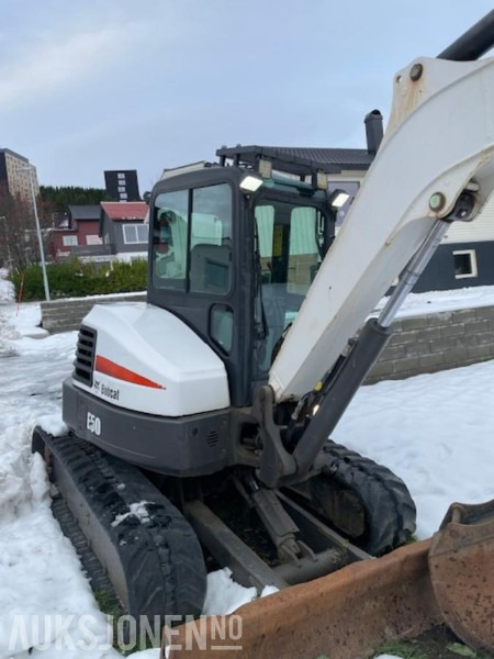 2014 Bobcat E50 5 tonns graver med to skuffer, S40 hurtigfeste og nye gummibelter. - Graafmachine: afbeelding 4 2014 Bobcat E50 5 tonns graver med to skuffer, S40 hurtigfeste og nye gummibelter. - Graafmachine: afbeelding 4