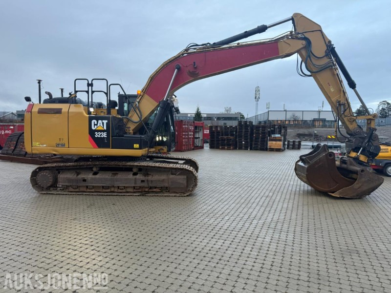 2014 Cat 323E BELTEGRAVER SERVICEAVTALE ENGCON TILTROTATOR MASKINSTYRING SENTRALSMØRING. - Rupsgraafmachine: afbeelding 4 2014 Cat 323E BELTEGRAVER SERVICEAVTALE ENGCON TILTROTATOR MASKINSTYRING SENTRALSMØRING. - Rupsgraafmachine: afbeelding 4