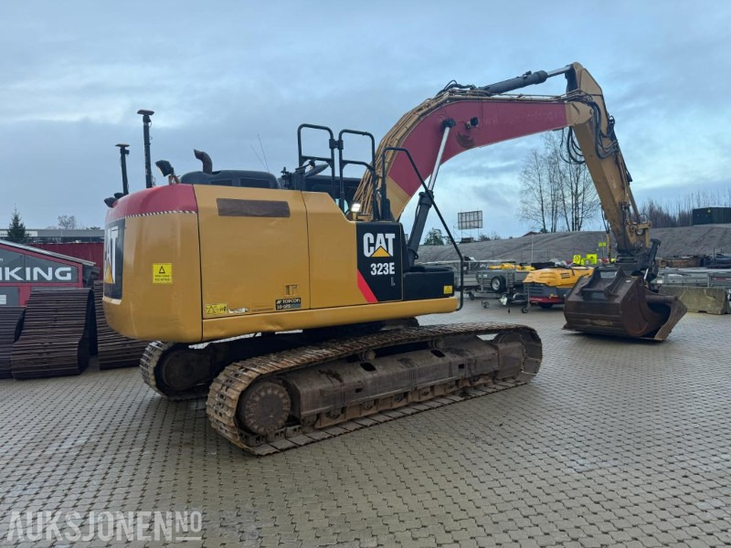 2014 Cat 323E BELTEGRAVER SERVICEAVTALE ENGCON TILTROTATOR MASKINSTYRING SENTRALSMØRING. - Rupsgraafmachine: afbeelding 5 2014 Cat 323E BELTEGRAVER SERVICEAVTALE ENGCON TILTROTATOR MASKINSTYRING SENTRALSMØRING. - Rupsgraafmachine: afbeelding 5