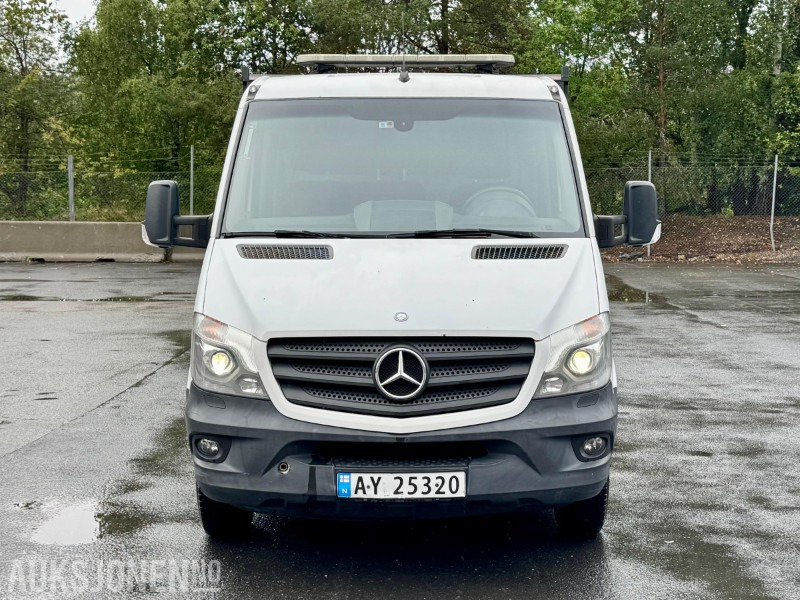 2014 Mercedes-Benz Sprinter 516 CDI planbil, 5-tonn, dobbelkabin, bakløft, lysbjelke - Vrachtwagen met open laadbak: afbeelding 2 2014 Mercedes-Benz Sprinter 516 CDI planbil, 5-tonn, dobbelkabin, bakløft, lysbjelke - Vrachtwagen met open laadbak: afbeelding 2
