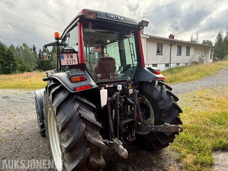 2014 Valtra A93 H - Laster - Pallegaffel - 1580t - MVA FRI!! - Tractor: afbeelding 3 2014 Valtra A93 H - Laster - Pallegaffel - 1580t - MVA FRI!! - Tractor: afbeelding 3
