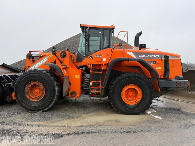 2015 Doosan DL550 HJULLASTER - REP.OBJEKT. - Wiellader: afbeelding 3 2015 Doosan DL550 HJULLASTER - REP.OBJEKT. - Wiellader: afbeelding 3