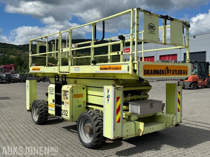 2015 MEC 3392RT sakselift / 4X4 / 12 meter arbeidshøyde - Hoogwerker: afbeelding 5 2015 MEC 3392RT sakselift / 4X4 / 12 meter arbeidshøyde - Hoogwerker: afbeelding 5
