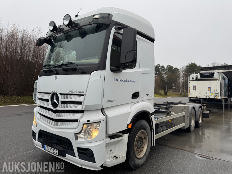 2015 Mercedes-Benz Actros container chassis LAV KM - Containertransporter/ Wissellaadbak vrachtwagen: afbeelding 1 2015 Mercedes-Benz Actros container chassis LAV KM - Containertransporter/ Wissellaadbak vrachtwagen: afbeelding 1