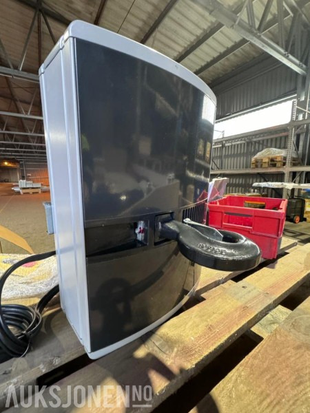 2015 SWF - Chainster 1600 kg - CC-045.2P-F - Elektrisk kjetting talje - Med kabelkontroll - Ubrukt i eske - Bouwmaterieel: afbeelding 3 2015 SWF - Chainster 1600 kg - CC-045.2P-F - Elektrisk kjetting talje - Med kabelkontroll - Ubrukt i eske - Bouwmaterieel: afbeelding 3