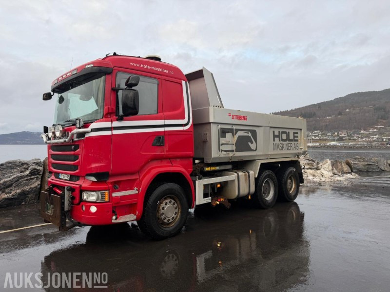 2015 Scania R520 6x4 Tandem - Navredukdjon - Brøyterigget tippbil m/ underliggende skjær - EU godkjent til oktober 2026 - Kipper vrachtwagen: afbeelding 1 2015 Scania R520 6x4 Tandem - Navredukdjon - Brøyterigget tippbil m/ underliggende skjær - EU godkjent til oktober 2026 - Kipper vrachtwagen: afbeelding 1