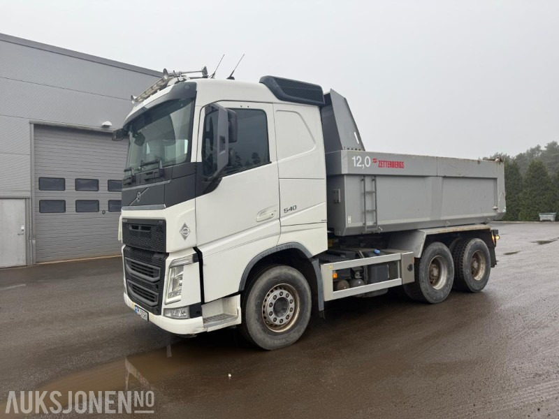 2015 VOLVO FH540 6X4 Euro6 TIPPBIL SERVICEHISTORIKK ZETTERBERG PÅBYGG. - Kipper vrachtwagen: afbeelding 3 2015 VOLVO FH540 6X4 Euro6 TIPPBIL SERVICEHISTORIKK ZETTERBERG PÅBYGG. - Kipper vrachtwagen: afbeelding 3