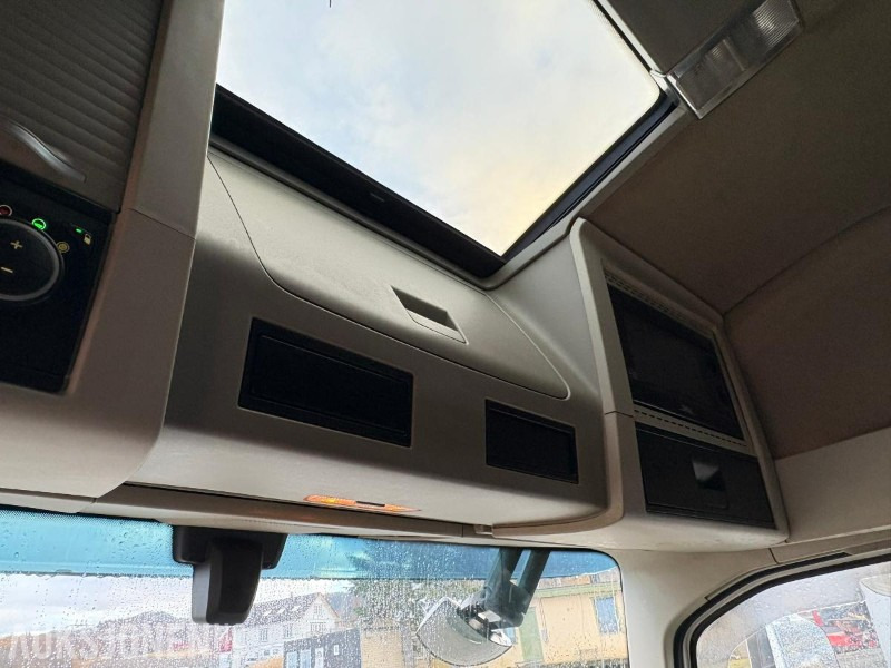 Kraanwagen 2015 VOLVO FH540 6x2 KRANBIL med Palfinger PK16502: afbeelding 44 Kraanwagen 2015 VOLVO FH540 6x2 KRANBIL med Palfinger PK16502: afbeelding 44