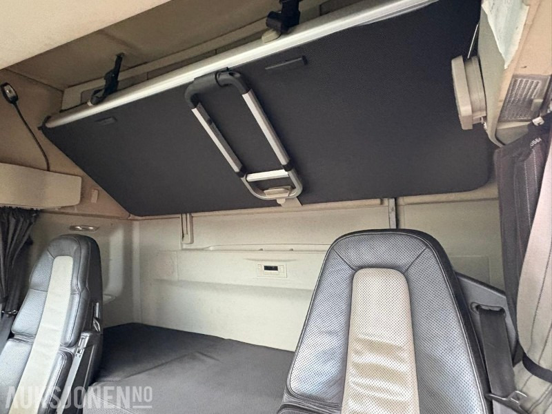 Kraanwagen 2015 VOLVO FH540 6x2 KRANBIL med Palfinger PK16502: afbeelding 32 Kraanwagen 2015 VOLVO FH540 6x2 KRANBIL med Palfinger PK16502: afbeelding 32