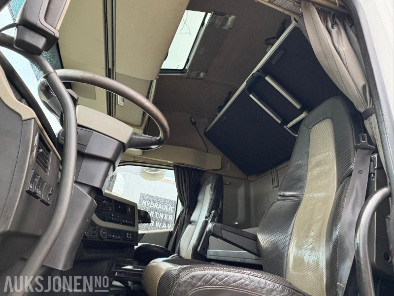 Kraanwagen 2015 VOLVO FH540 6x2 KRANBIL med Palfinger PK16502: afbeelding 26 Kraanwagen 2015 VOLVO FH540 6x2 KRANBIL med Palfinger PK16502: afbeelding 26