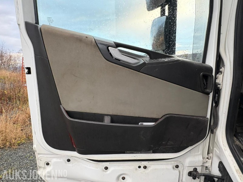 Kraanwagen 2015 VOLVO FH540 6x2 KRANBIL med Palfinger PK16502: afbeelding 30 Kraanwagen 2015 VOLVO FH540 6x2 KRANBIL med Palfinger PK16502: afbeelding 30