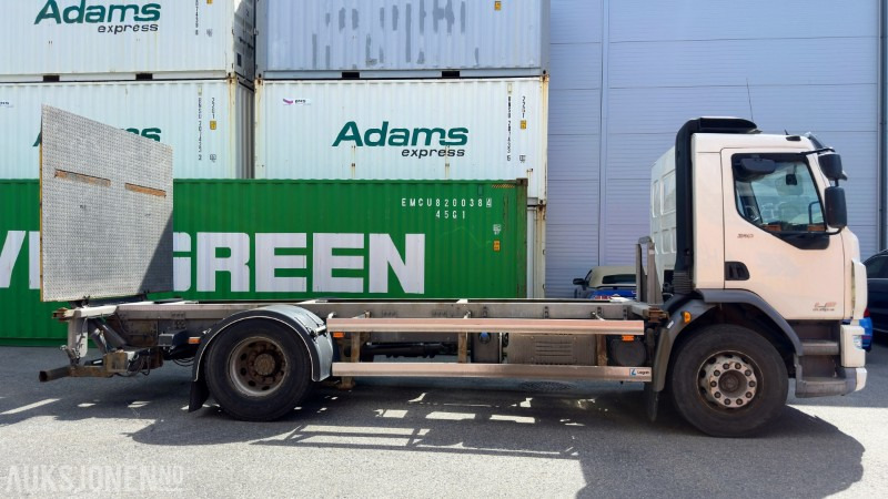 2016 DAF LF 310 FA 4x2 Containerbil med ZEPRO 2000kg bakløfter | Euro 6 | Lav km - Containertransporter/ Wissellaadbak vrachtwagen: afbeelding 4 2016 DAF LF 310 FA 4x2 Containerbil med ZEPRO 2000kg bakløfter | Euro 6 | Lav km - Containertransporter/ Wissellaadbak vrachtwagen: afbeelding 4