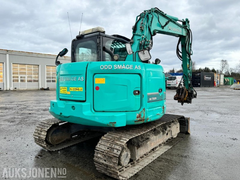 2016 Kobelco SK75SR-3E - 8 tonns gravemaskin - Tiltrotator - Pusskuffe - Bunkringspumpe - sentralsmøring - Sertifisert - Graafmachine: afbeelding 4 2016 Kobelco SK75SR-3E - 8 tonns gravemaskin - Tiltrotator - Pusskuffe - Bunkringspumpe - sentralsmøring - Sertifisert - Graafmachine: afbeelding 4