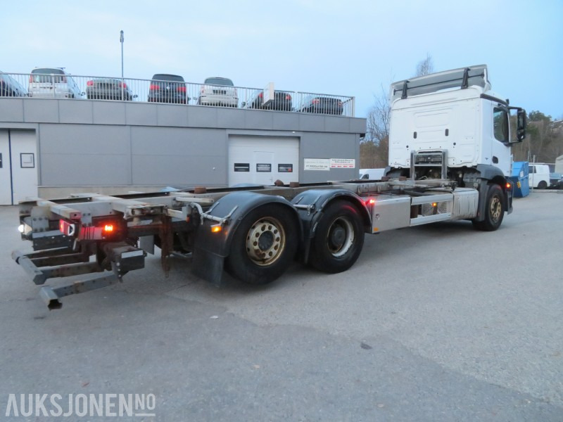 2016 Mercedes-Benz ANTOS 2535, kun 72109 km, automat, multiratt, ryggekamera, - Containertransporter/ Wissellaadbak vrachtwagen: afbeelding 4 2016 Mercedes-Benz ANTOS 2535, kun 72109 km, automat, multiratt, ryggekamera, - Containertransporter/ Wissellaadbak vrachtwagen: afbeelding 4