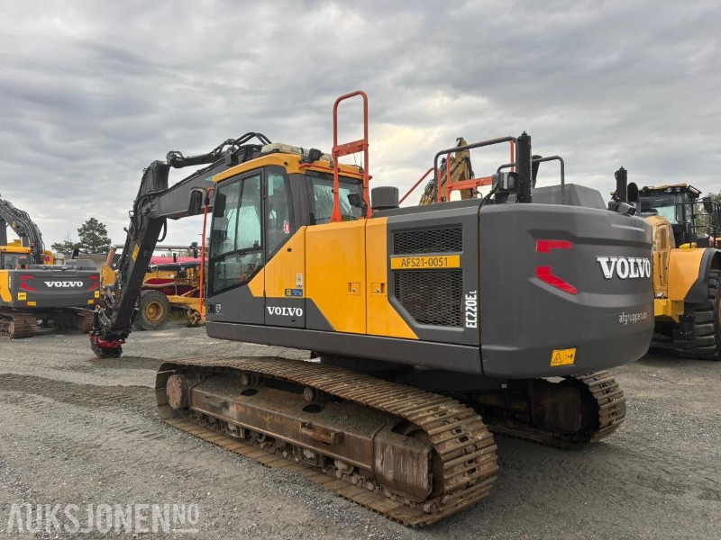2016 Volvo EC220EL gravemaskin - Graafmachine: afbeelding 3 2016 Volvo EC220EL gravemaskin - Graafmachine: afbeelding 3