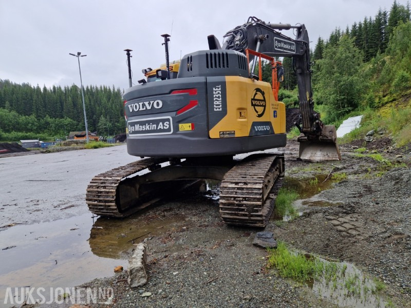 2016 Volvo EC235EL Beltegraver - tiltrotator - GPS - Skuffe - Graafmachine: afbeelding 3 2016 Volvo EC235EL Beltegraver - tiltrotator - GPS - Skuffe - Graafmachine: afbeelding 3