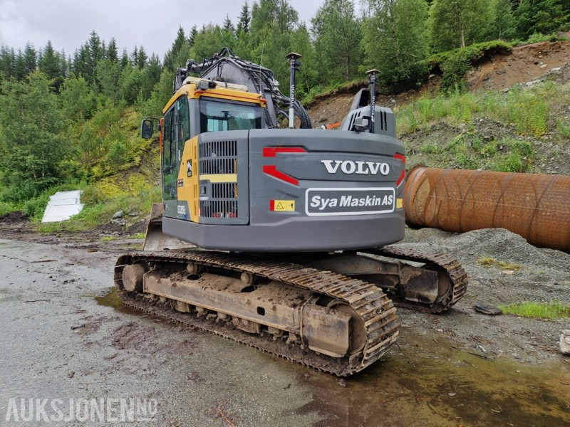 2016 Volvo EC235EL Beltegraver - tiltrotator - GPS - Skuffe - Graafmachine: afbeelding 2 2016 Volvo EC235EL Beltegraver - tiltrotator - GPS - Skuffe - Graafmachine: afbeelding 2