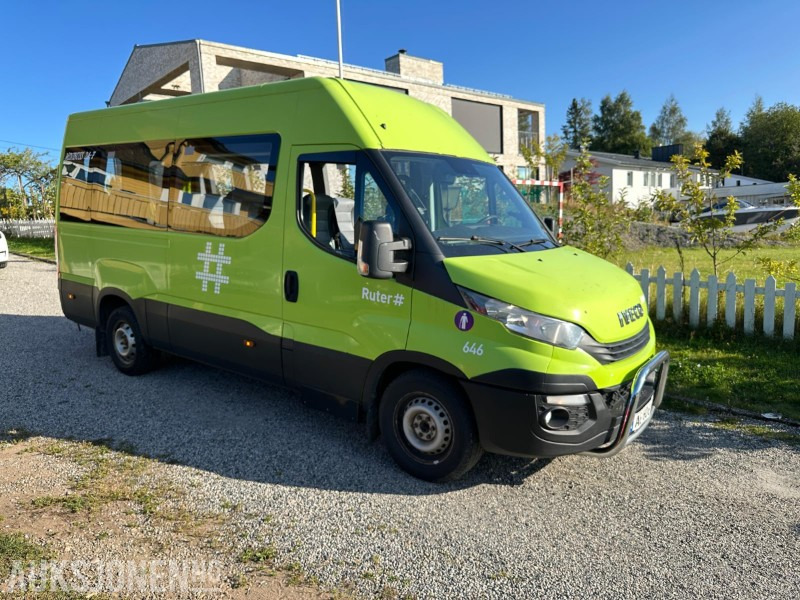 2016-modell Iveco Daily Minibuss Rygge Kamera, Multiratt, RWD - Minibus, Personenvervoer: afbeelding 3 2016-modell Iveco Daily Minibuss Rygge Kamera, Multiratt, RWD - Minibus, Personenvervoer: afbeelding 3