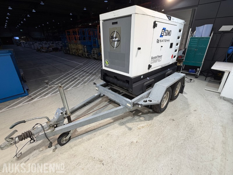 2017 SATEMA SDMO R44C3 40kVA 400V tilhengermontert strømaggregat - Bouwmaterieel: afbeelding 1 2017 SATEMA SDMO R44C3 40kVA 400V tilhengermontert strømaggregat - Bouwmaterieel: afbeelding 1
