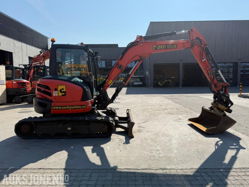 2018 Kubota U55-4 BELTEGRAVER ENGCON TILTROTATOR 2 SKUFFER SERVICEHISTORIKK SENTRALSMØRING - Graafmachine: afbeelding 4 2018 Kubota U55-4 BELTEGRAVER ENGCON TILTROTATOR 2 SKUFFER SERVICEHISTORIKK SENTRALSMØRING - Graafmachine: afbeelding 4