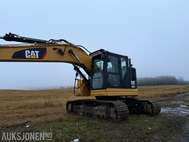 2019 Cat 325L m/Engcon tiltrotator, Gps og 2 skuffer - Graafmachine: afbeelding 1 2019 Cat 325L m/Engcon tiltrotator, Gps og 2 skuffer - Graafmachine: afbeelding 1