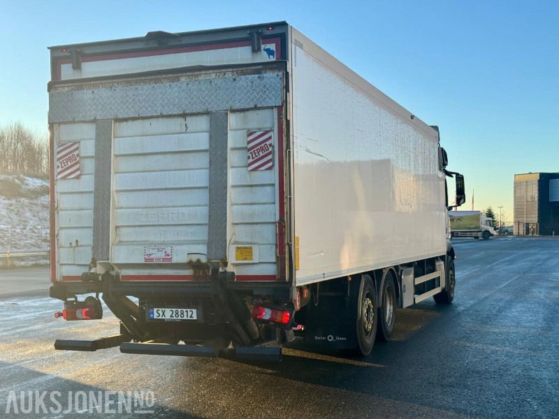 2019 Mercedes-Benz Actros 2545 L 6x2 Kjølebil - Eu-godkjent til 06/26 - Km: 193419 - Bakwagen: afbeelding 3 2019 Mercedes-Benz Actros 2545 L 6x2 Kjølebil - Eu-godkjent til 06/26 - Km: 193419 - Bakwagen: afbeelding 3